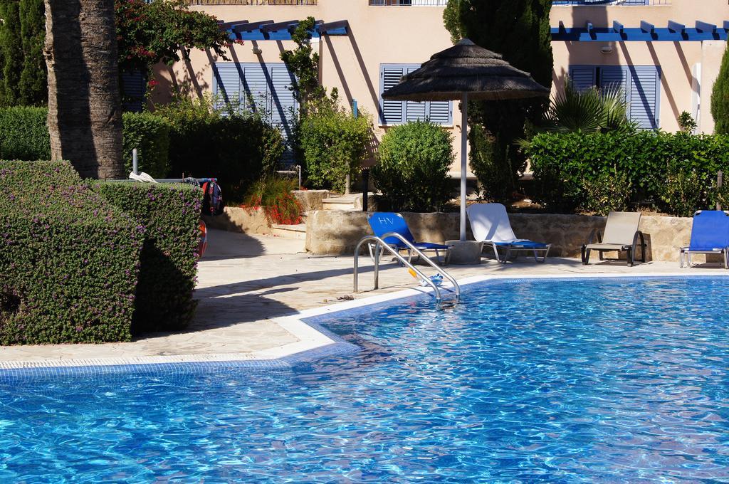 Regina Gardens Lovely Apartment Paphos Eksteriør billede